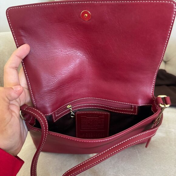 Coach Shoulder  leather Bag, Red, Model No. G33-9599 with dust bag - Picture 10 of 13